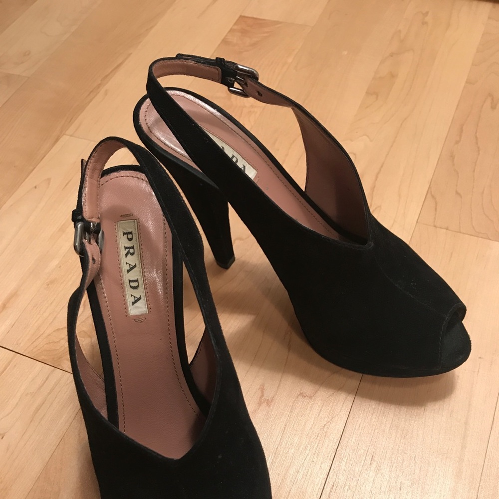 Authentic Prada suede high heels gently worn - Picture 3 of 8